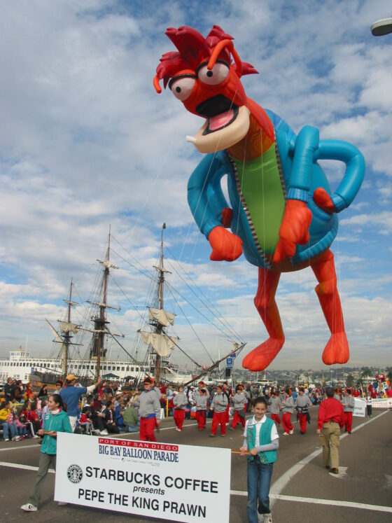 Pepe Prawn Muppets Parade Balloon