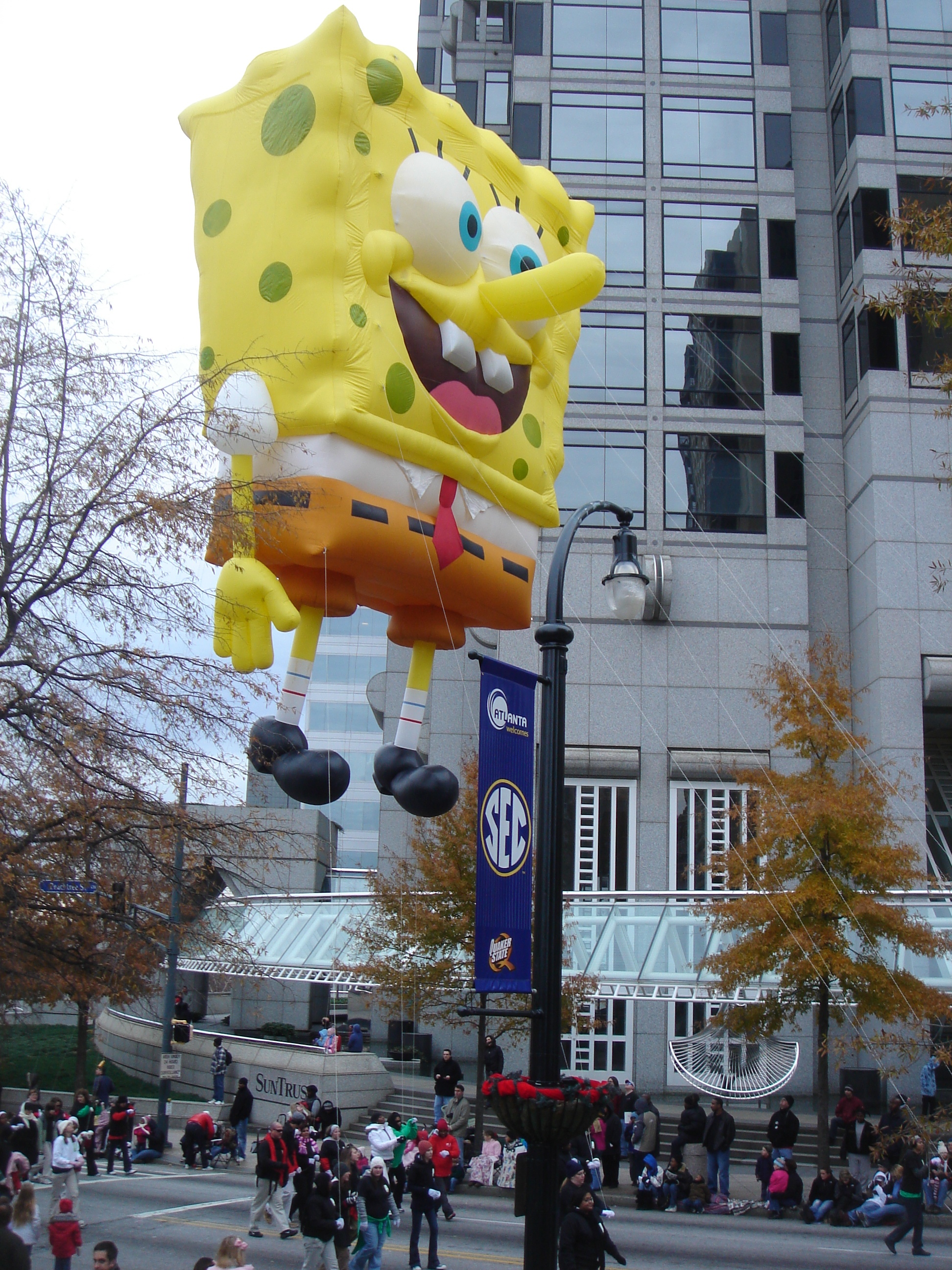 Sponge Bob Parade Balloon - Fabulous Inflatables, Spongebob Square Pants
