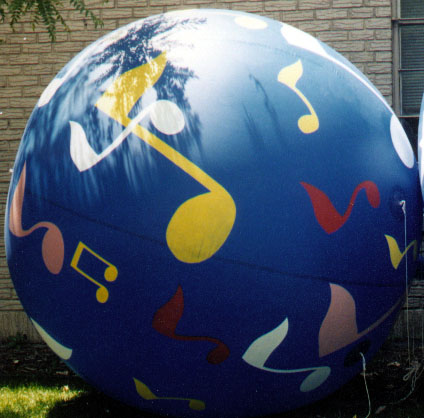 Spheres Musical Notes Parade Balloon, 9'