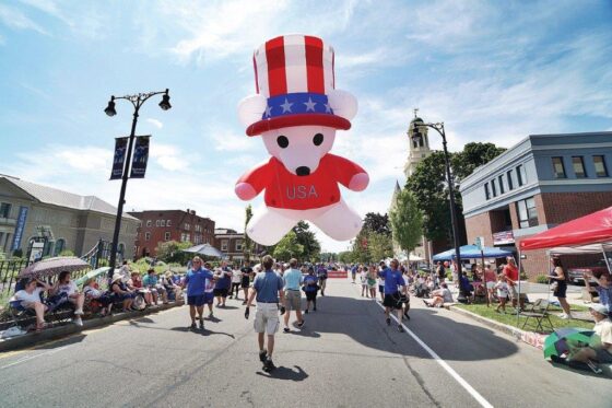 Patriotic Bear Parade Balloon