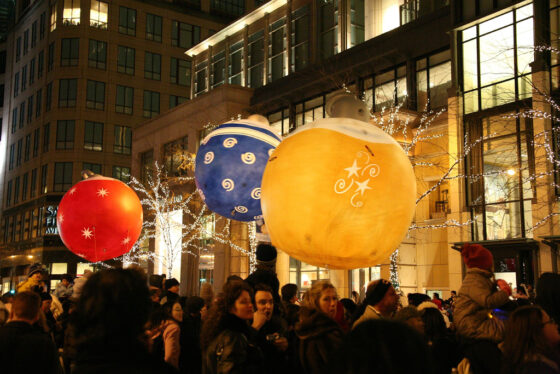 Christmas Ornament Parade Balloons