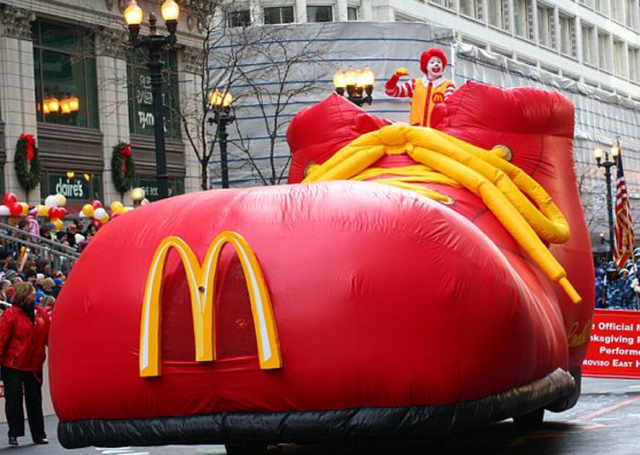 McDonald's, Ronald's Show Float