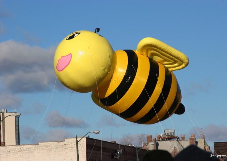 Bee Parade Balloon