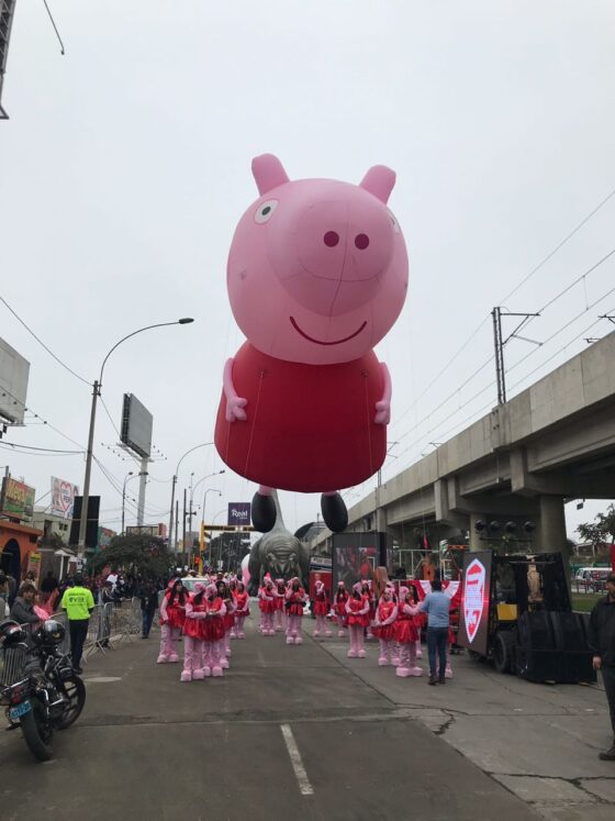 Peppa Pig Parade Balloon